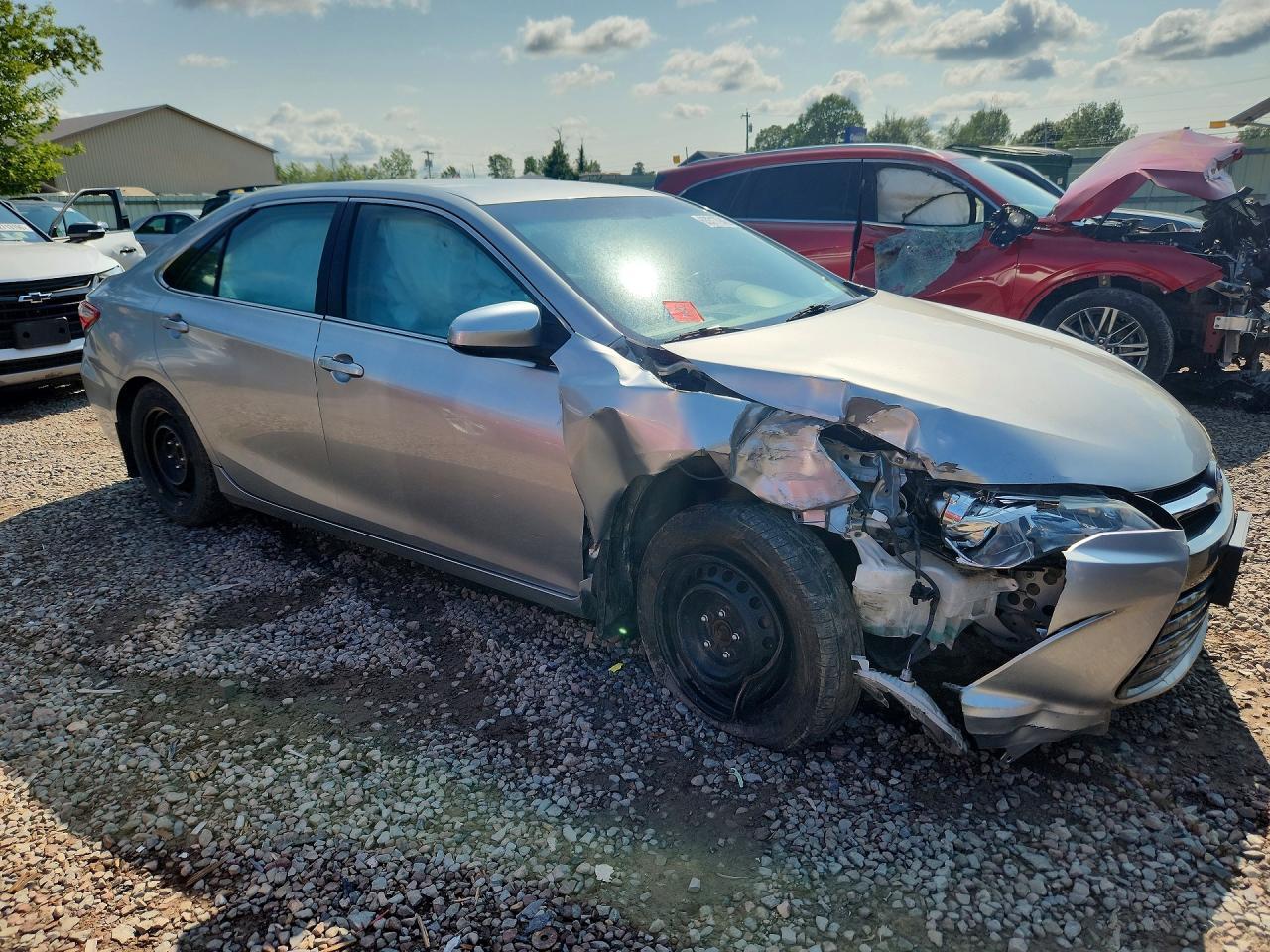 2015 Toyota Camry Le - zdjęcie 4