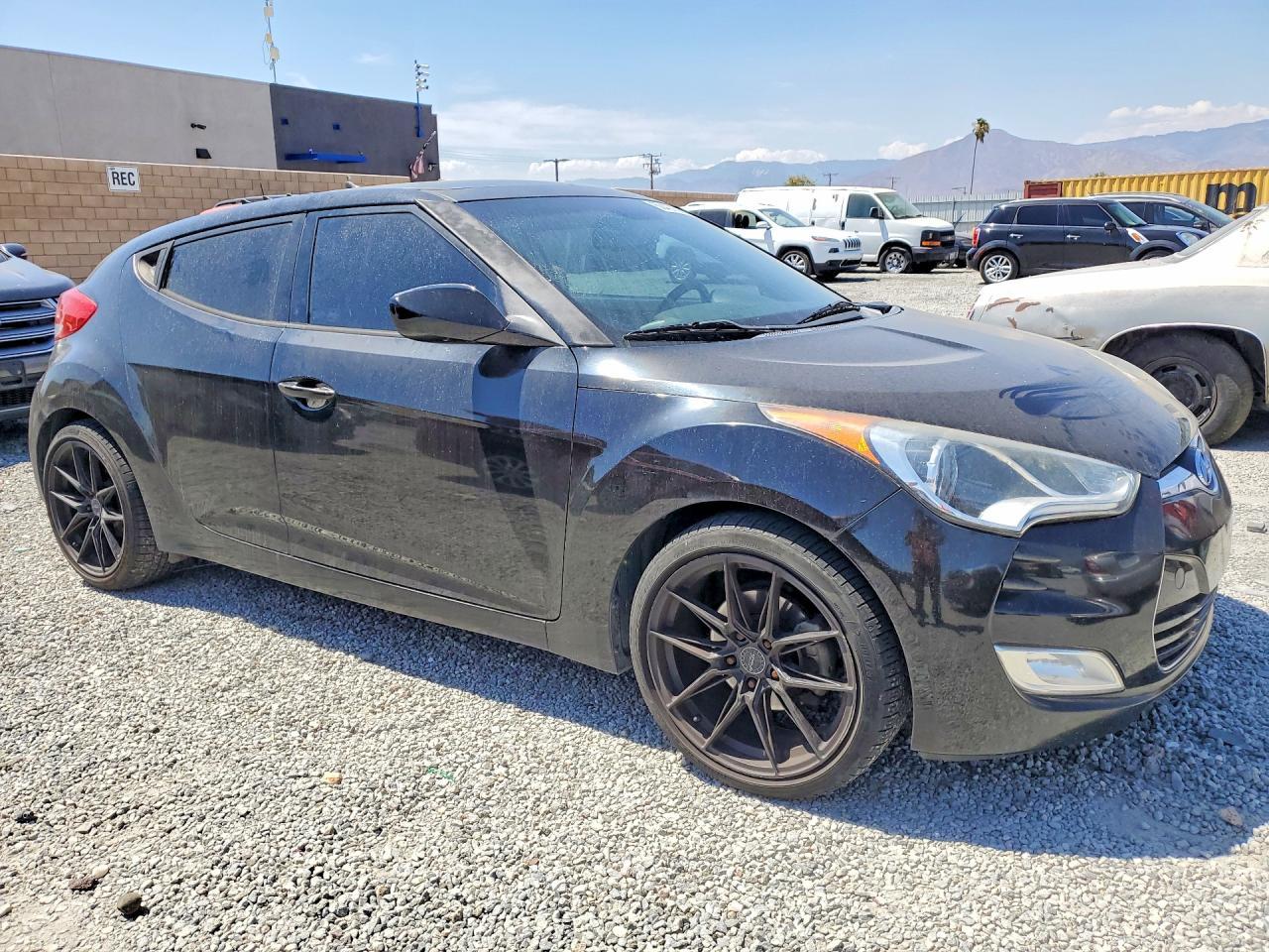 2016 Hyundai Veloster Base - zdjęcie 4