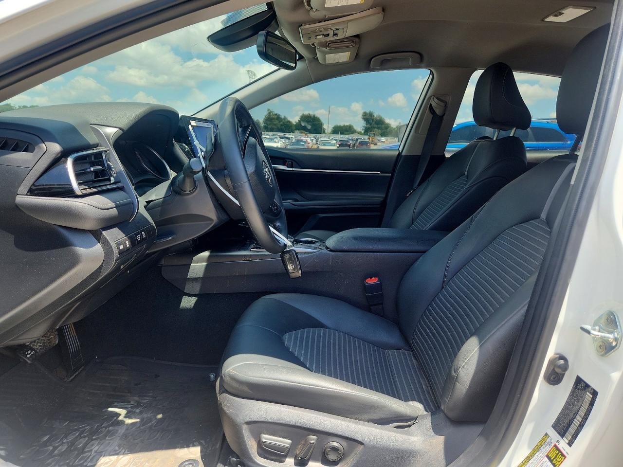 2024 Toyota Camry Se Nightshade - zdjęcie 7