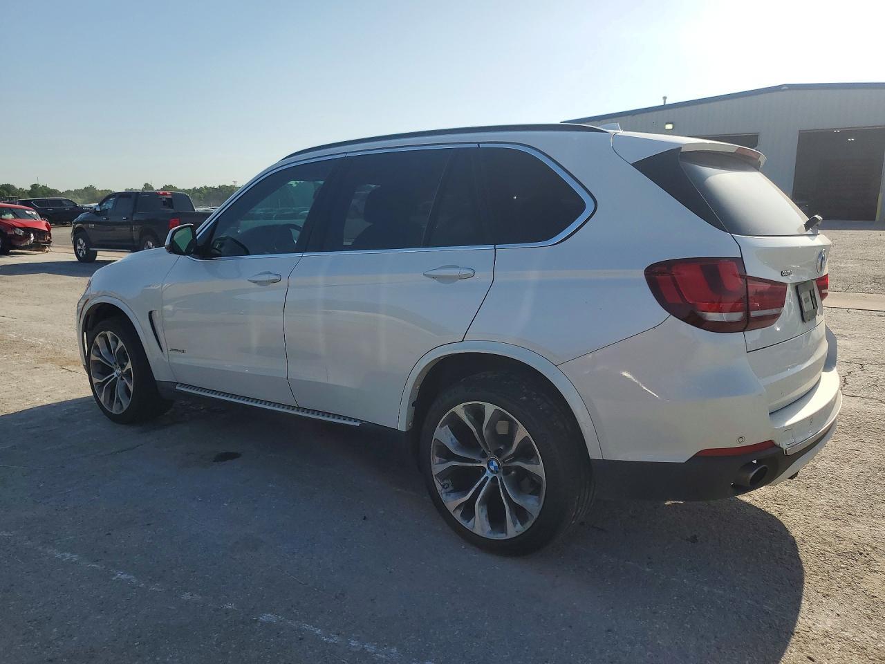 2015 BMW X5 xDrive35I - zdjęcie 2