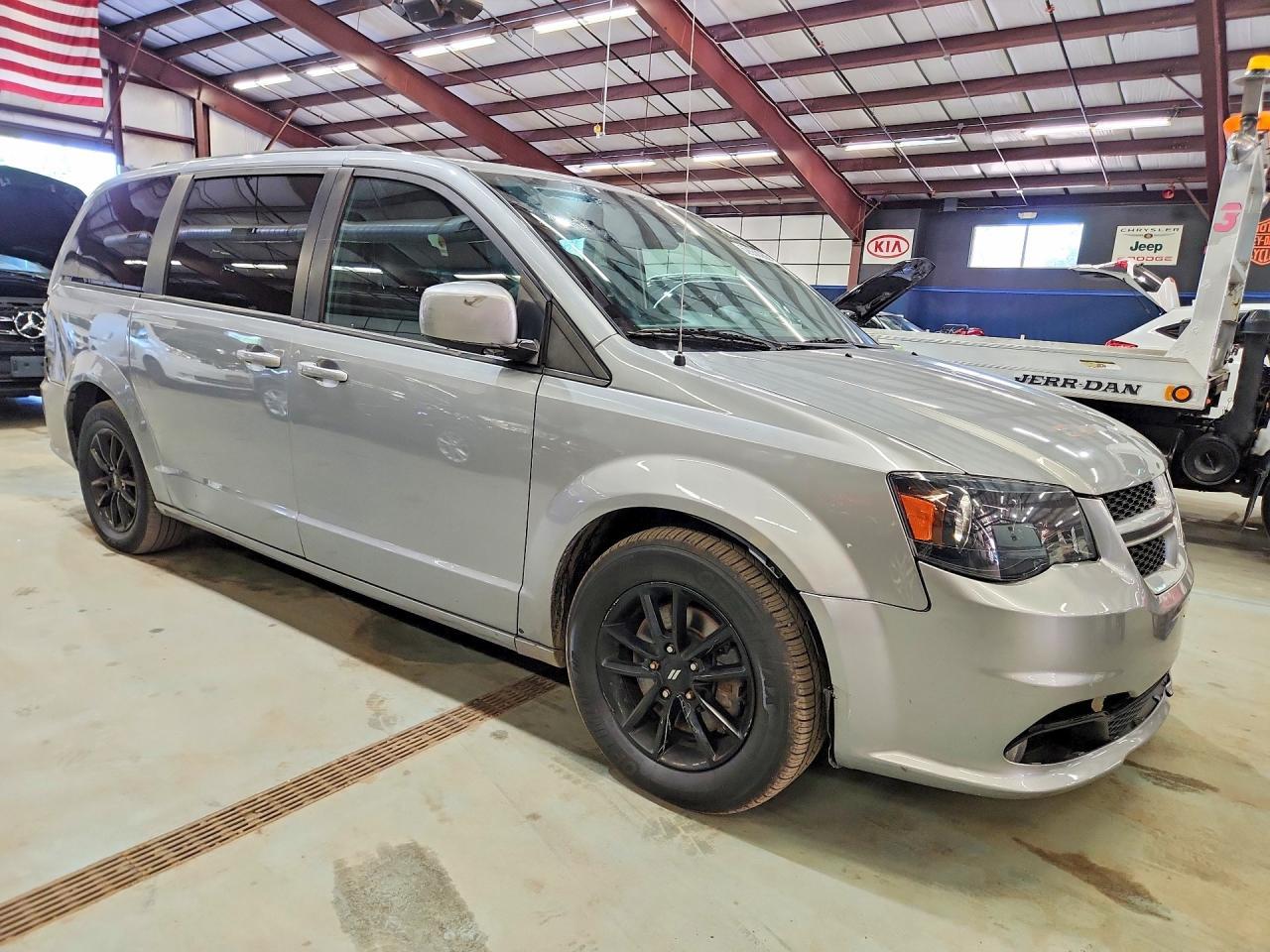2019 Dodge Grand Caravan Gt - zdjęcie 4