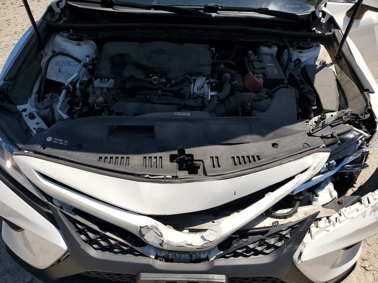 2018 Toyota Camry Se - zdjęcie 11