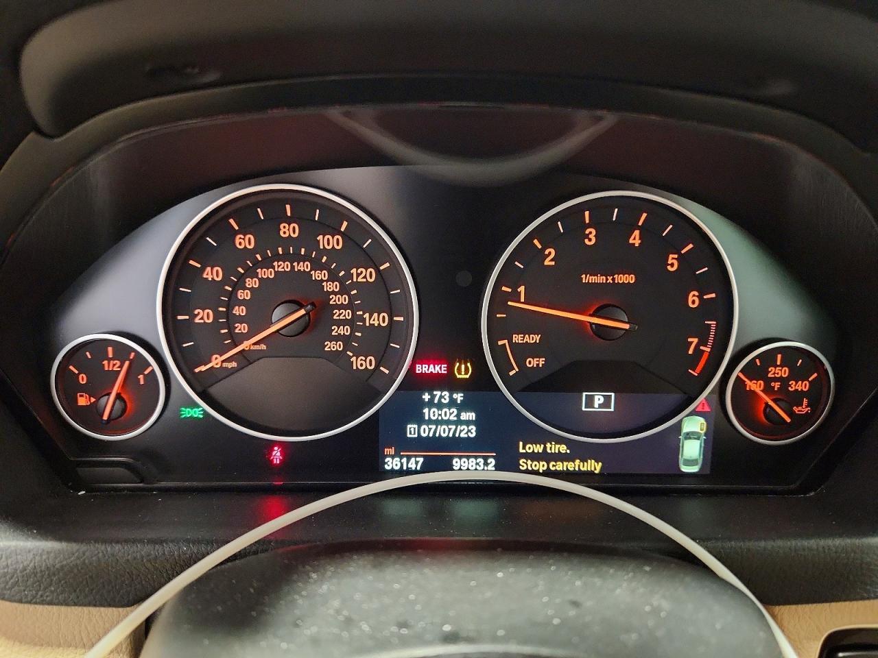 2014 BMW 320 I xDrive - zdjęcie 9