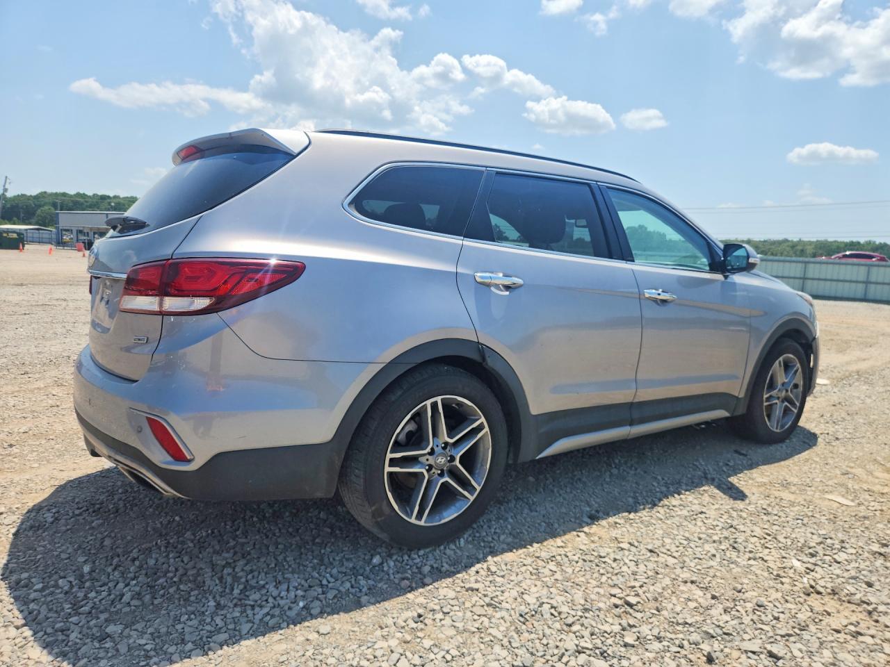 2017 Hyundai Santa Fe Limited Ultimate - zdjęcie 3