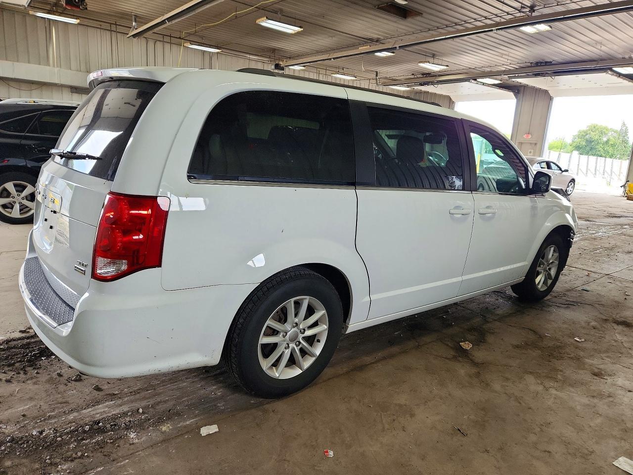 2019 Dodge Grand Caravan Sxt - zdjęcie 3