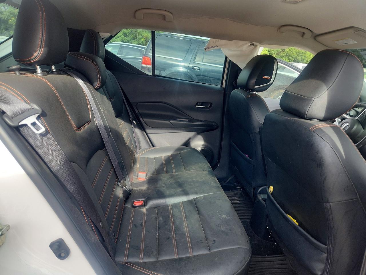 2019 Nissan Kicks Sr - zdjęcie 11