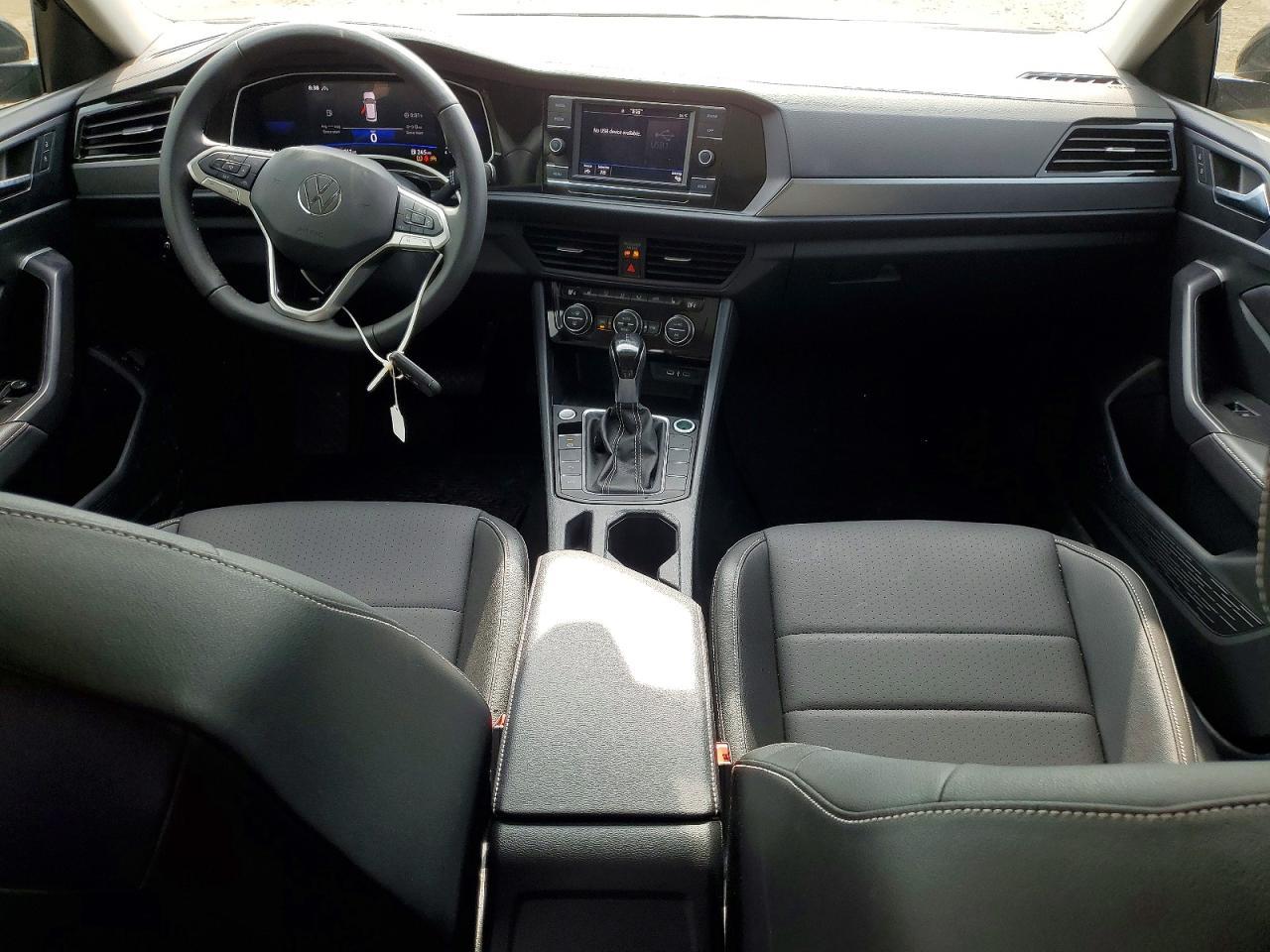 2024 Volkswagen Jetta Se - zdjęcie 8