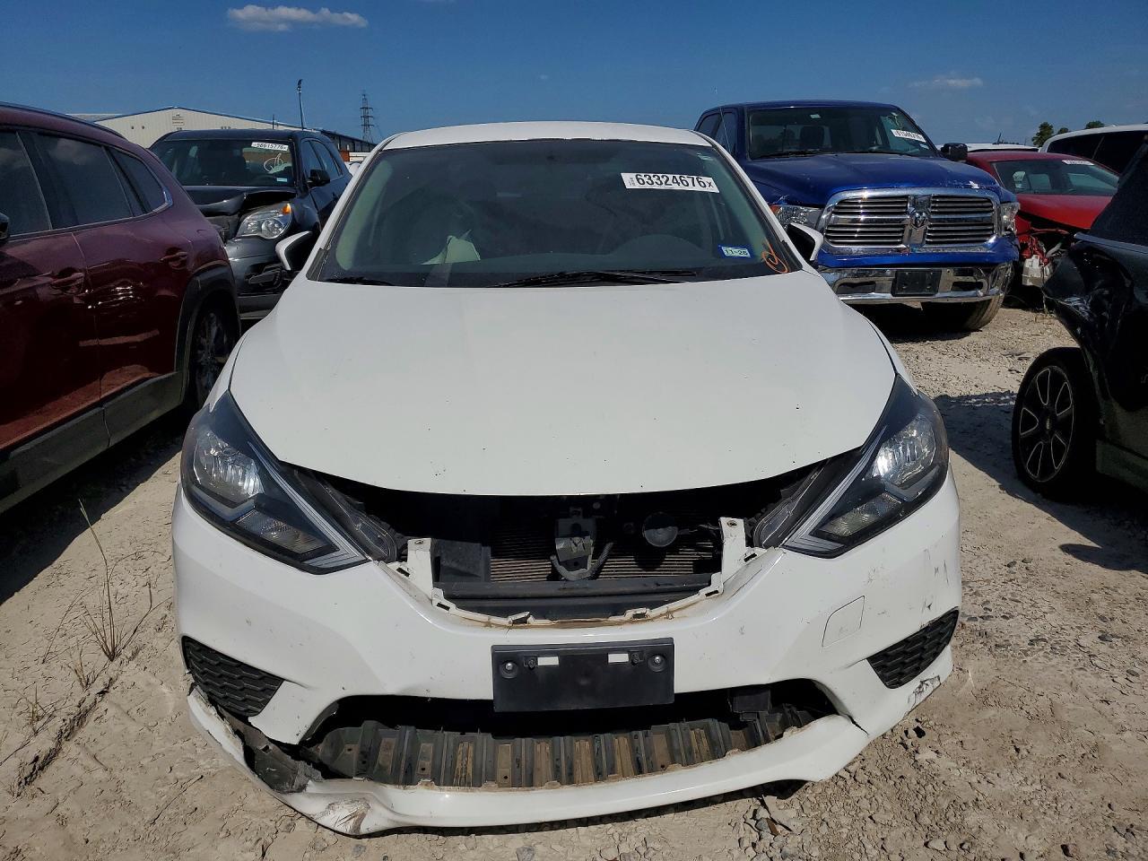 2018 Nissan Sentra S - zdjęcie 5