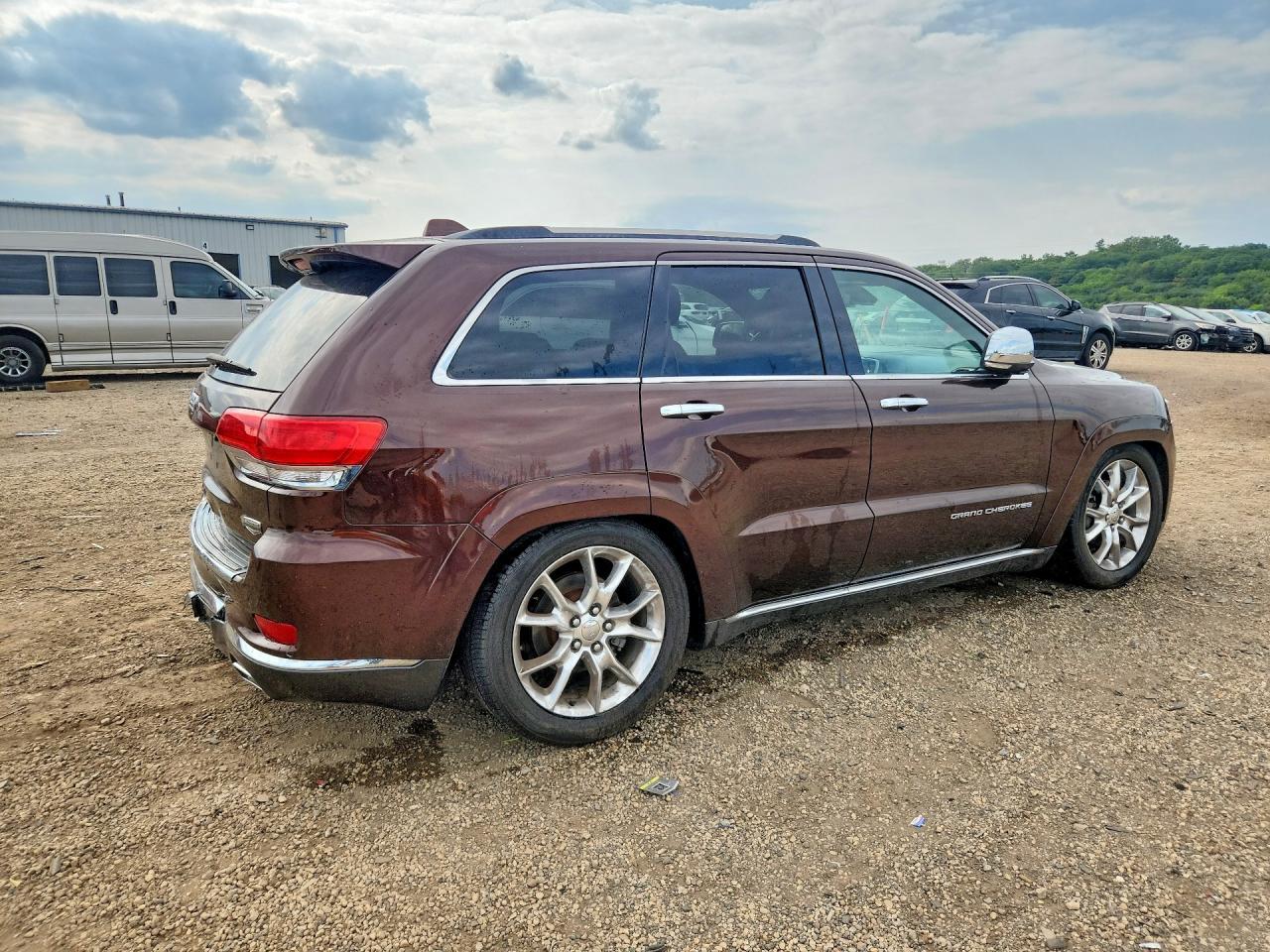 2014 Jeep Grand Cherokee Summit - zdjęcie 3