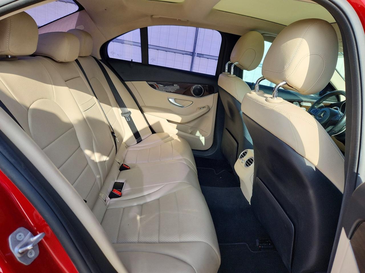 2017 Mercedes-Benz C 300 4Matic - zdjęcie 10