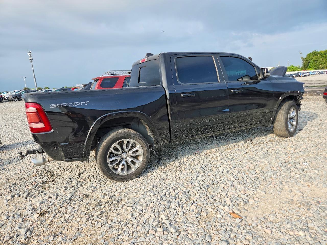 2021 Ram 1500 Laramie - zdjęcie 3