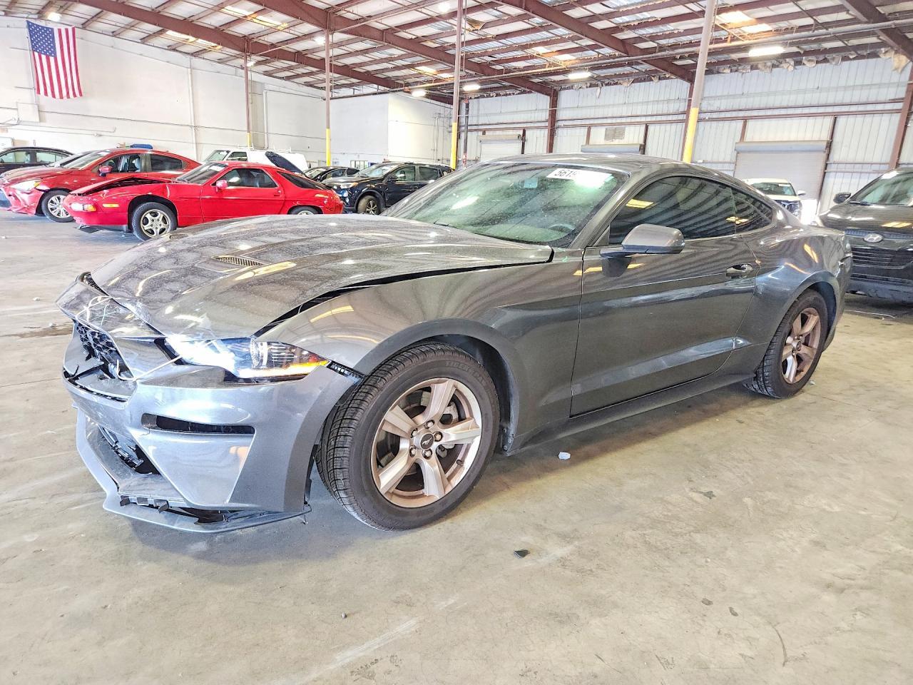 2018 Ford Mustang - zdjęcie główne