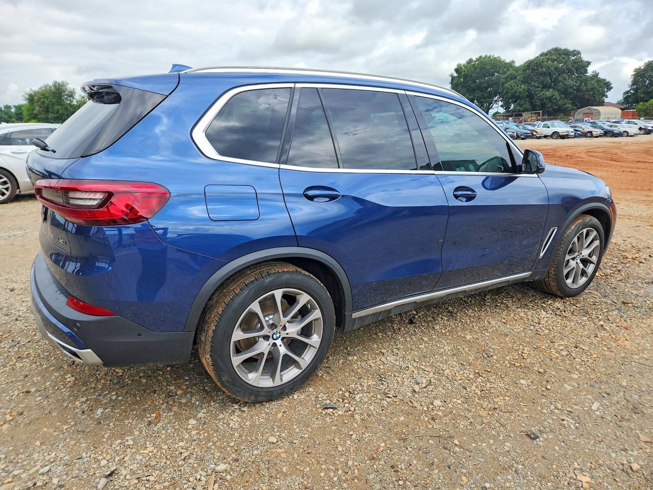2020 BMW X5 Sdrive 40I - zdjęcie 3