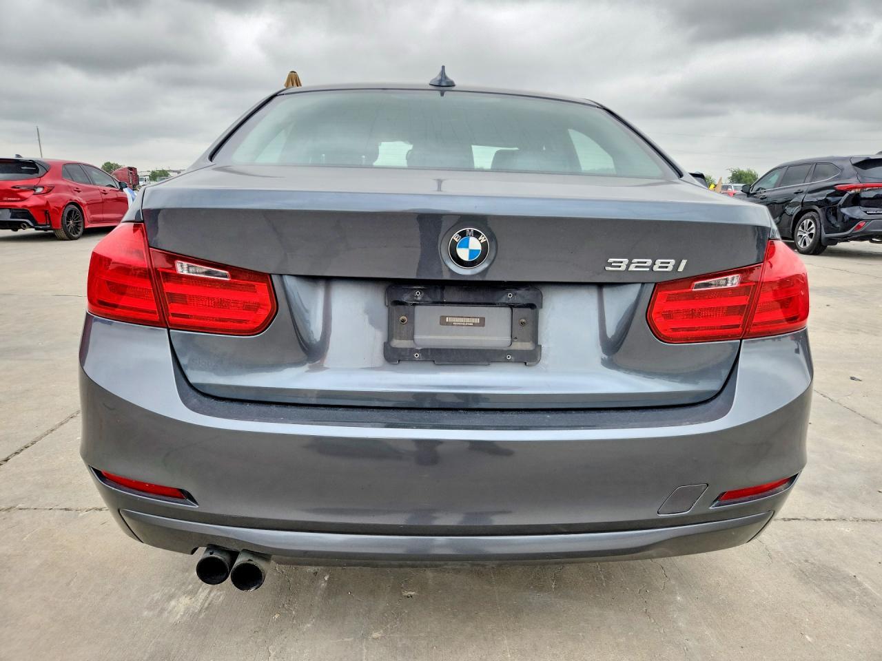 2013 BMW Seria 3 328i - zdjęcie 6