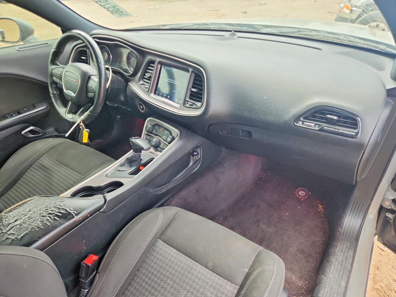 2017 Dodge Challenger Sxt - zdjęcie 8