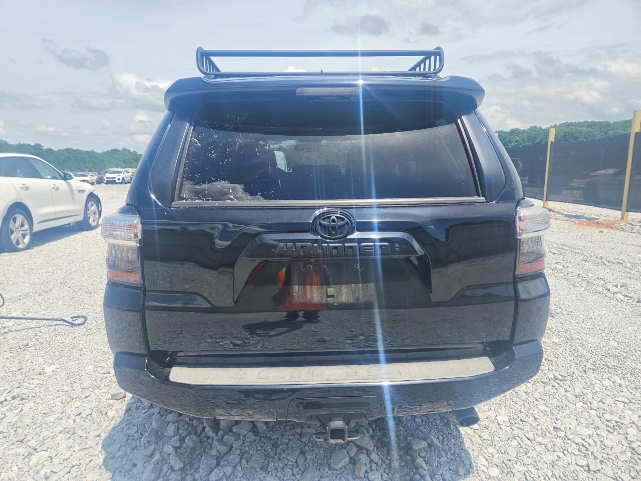 2021 Toyota 4Runner Venture Edition - zdjęcie 6