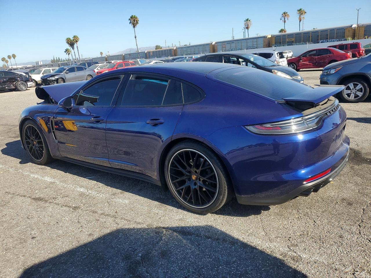 2022 Porsche Panamera Base - zdjęcie 2