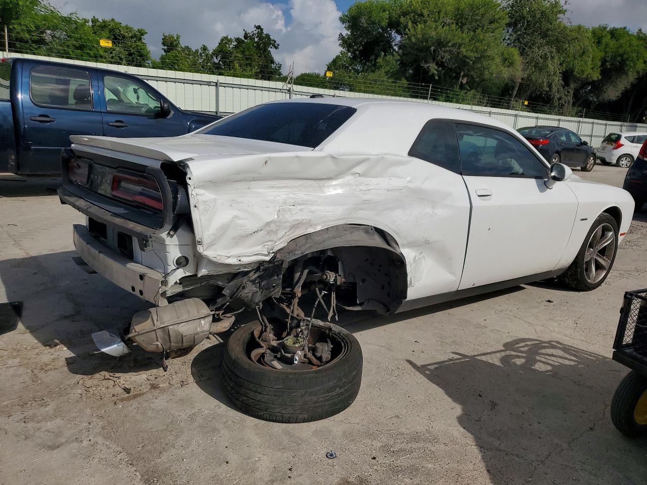 2015 Dodge Challenger Sxt - zdjęcie 3