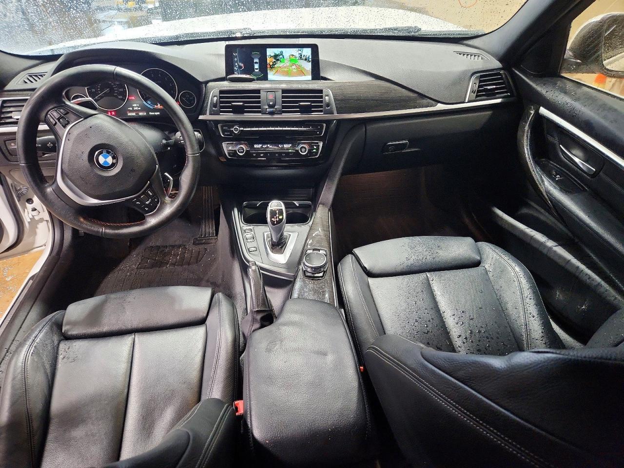 2017 BMW Seria 3 330i - zdjęcie 8