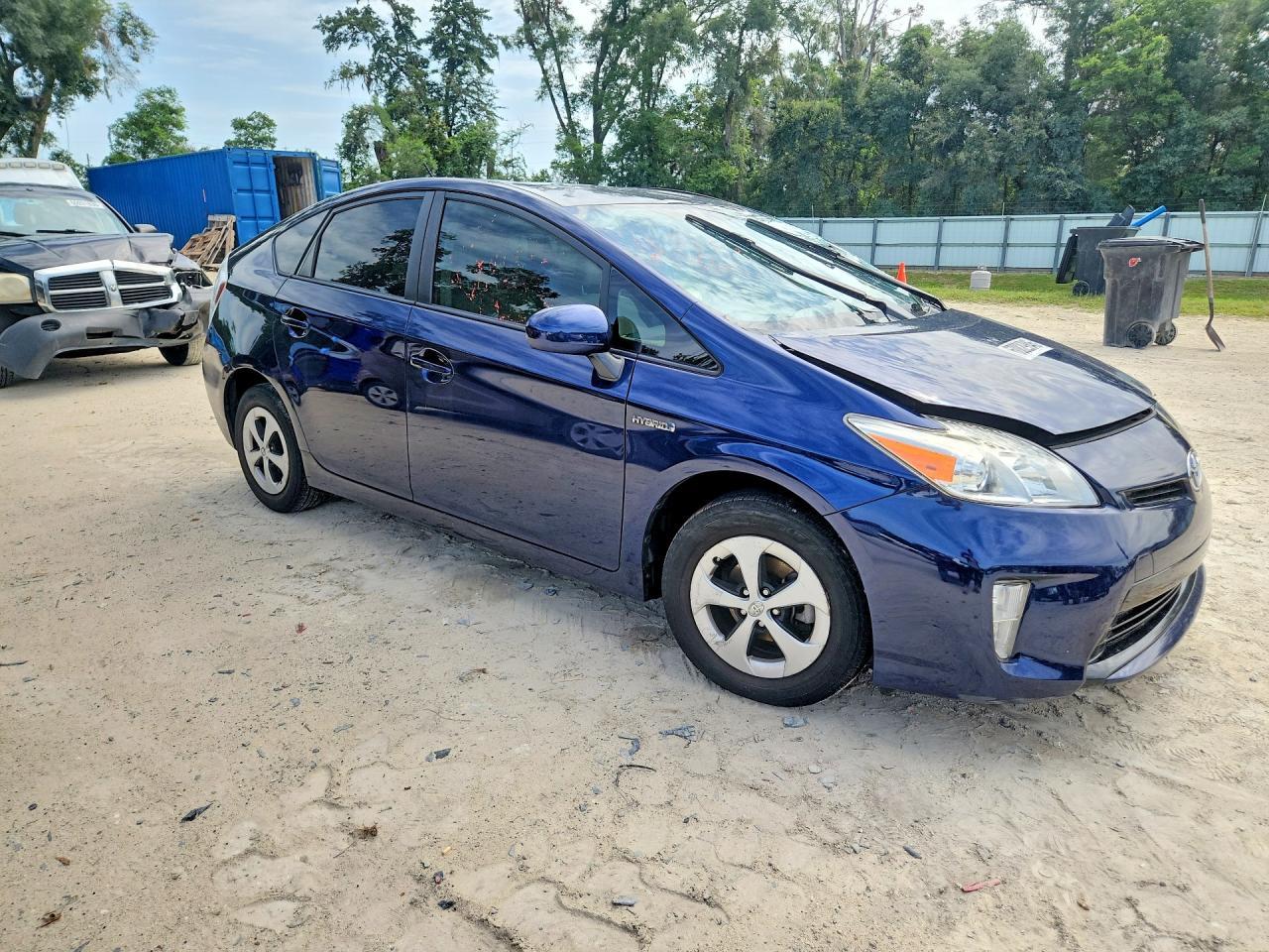 2013 Toyota Prius Two - zdjęcie 4