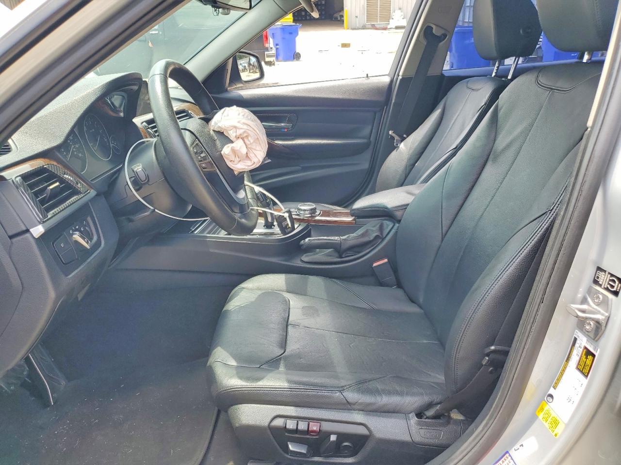 2014 BMW 328 I - zdjęcie 7