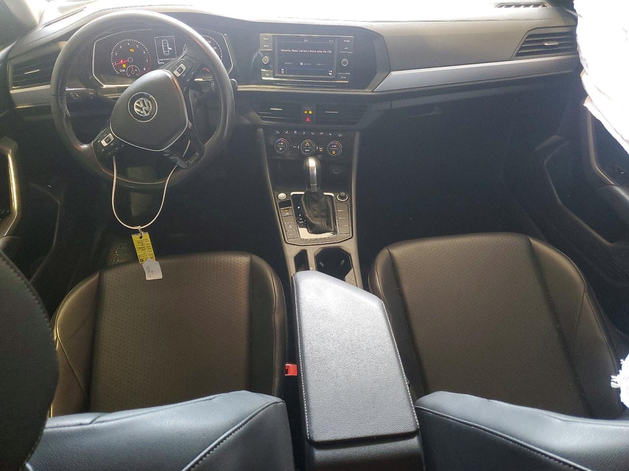 2017 Volkswagen Jetta - zdjęcie 8