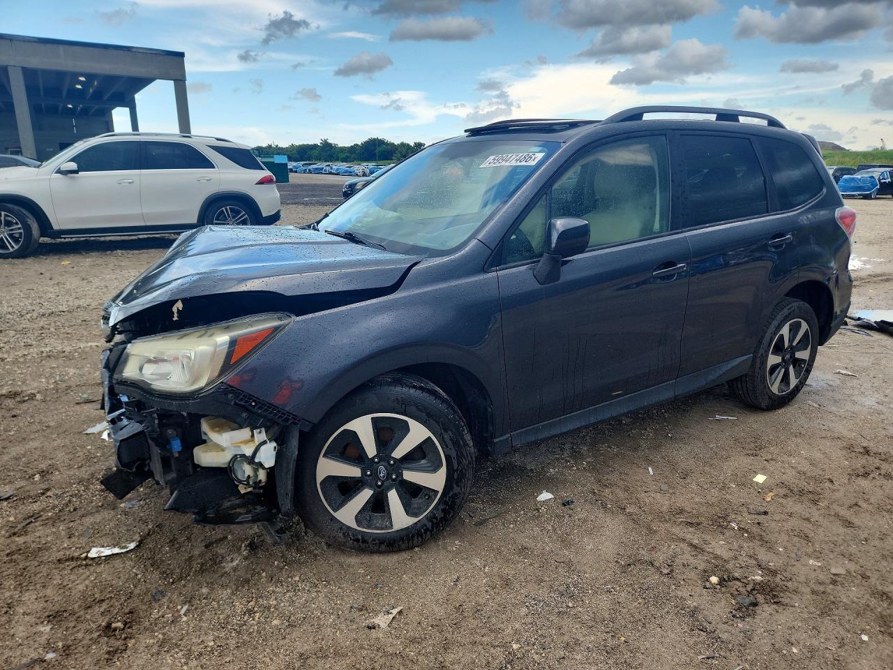 2017 Subaru Forester 2.5I Premium - zdjęcie główne