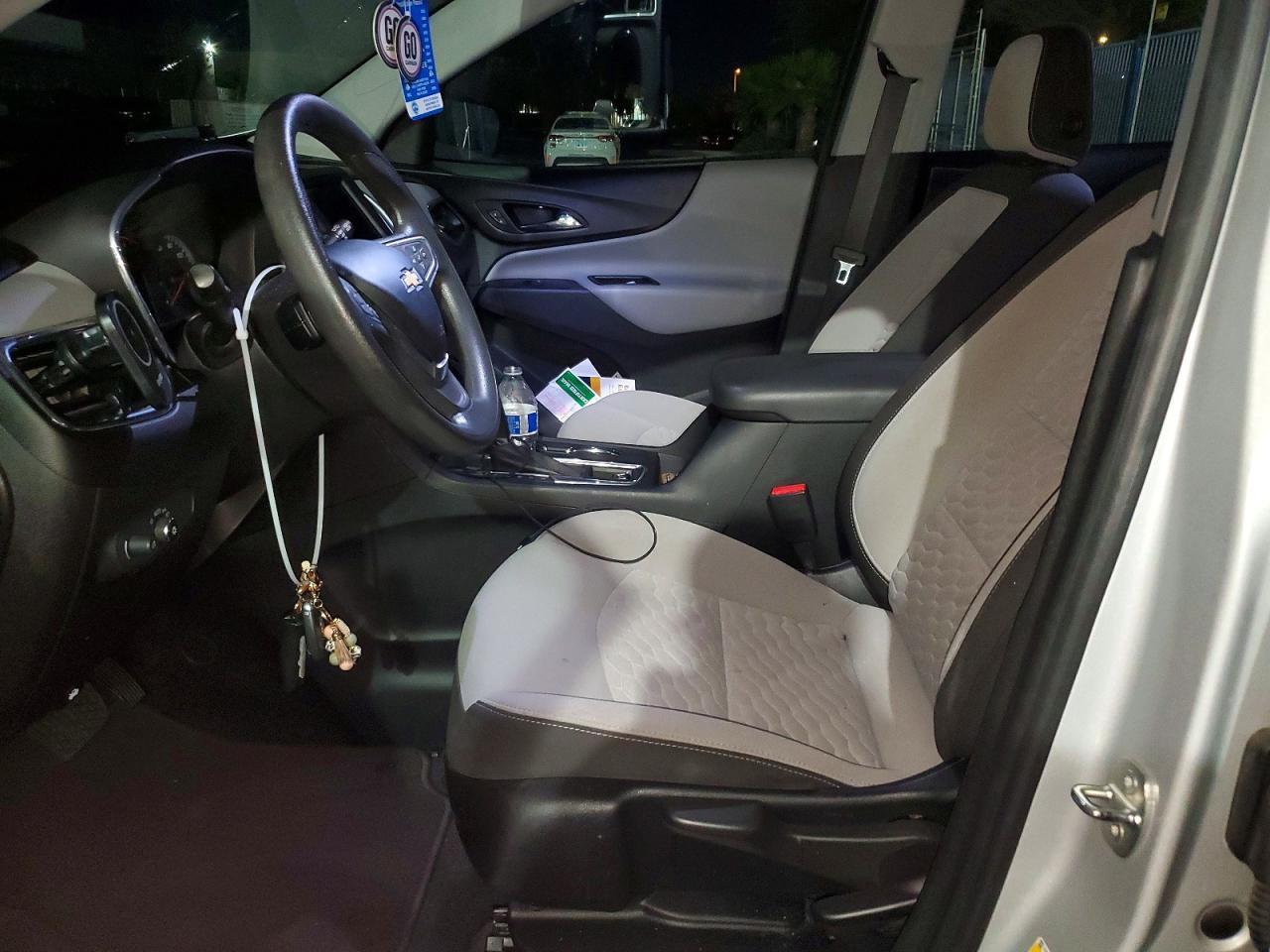 2020 Chevrolet Equinox Ls - zdjęcie 7