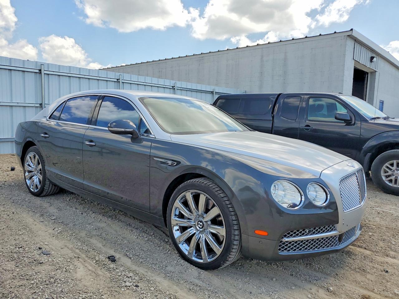 2014 Bentley Flying Spur - zdjęcie 4