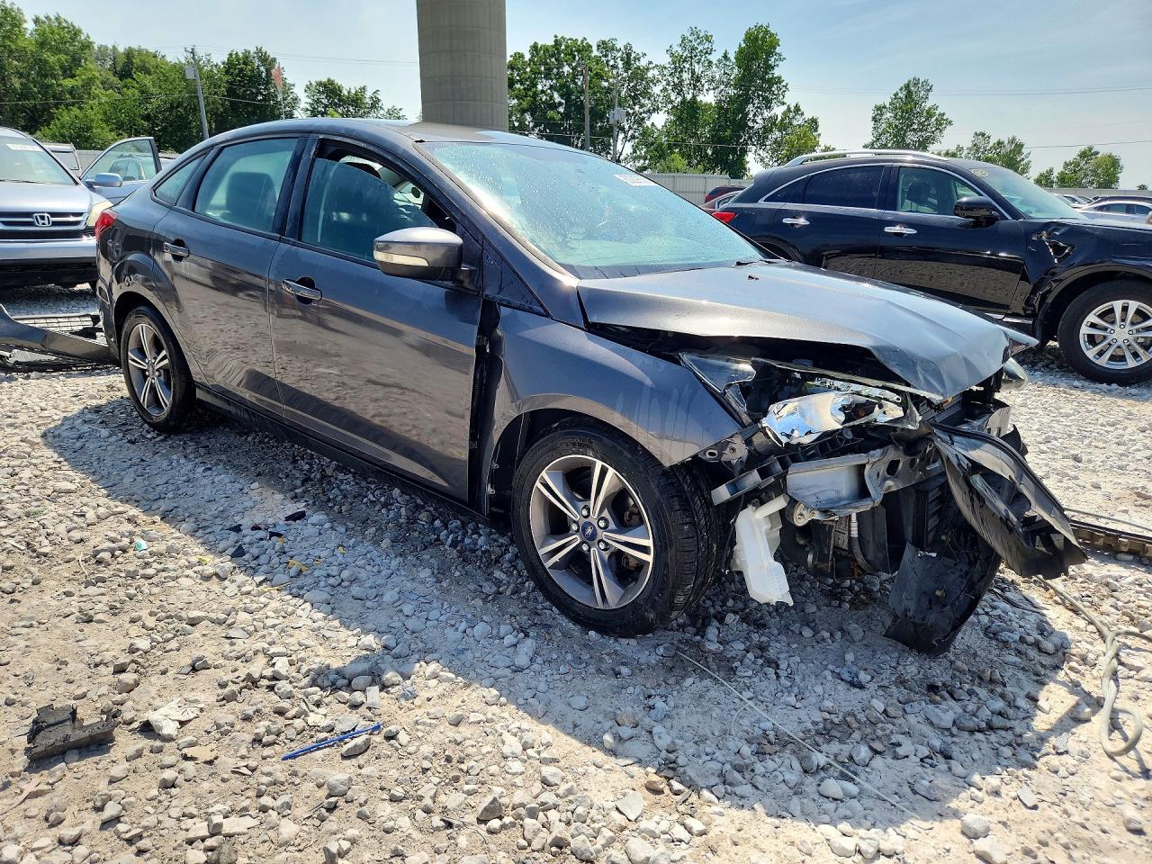 2017 Ford Focus Se - zdjęcie 4