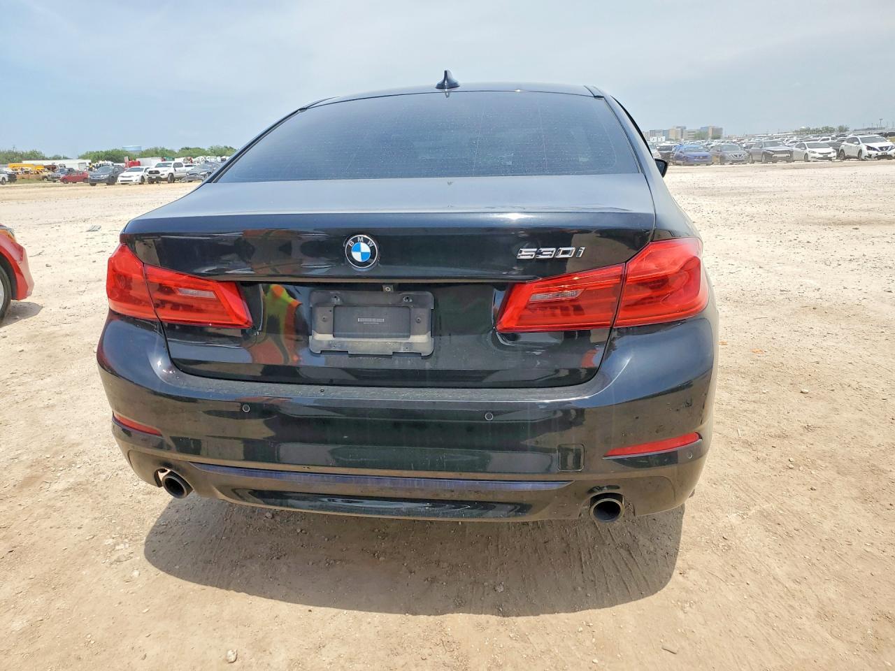 2019 BMW 530 I - zdjęcie 6