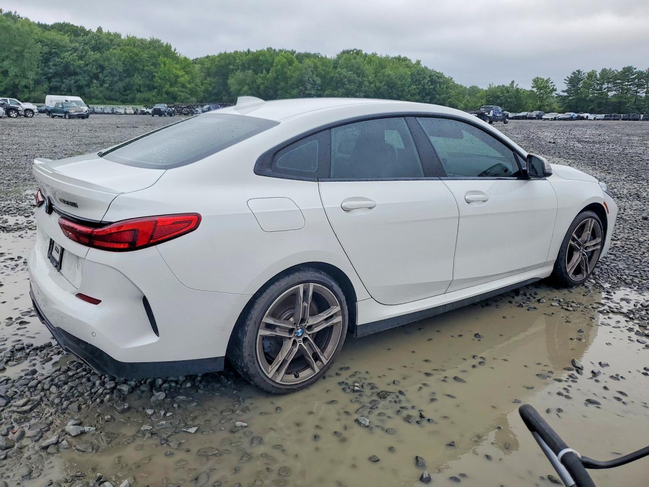 2020 BMW Seria 2 M235i - zdjęcie 3