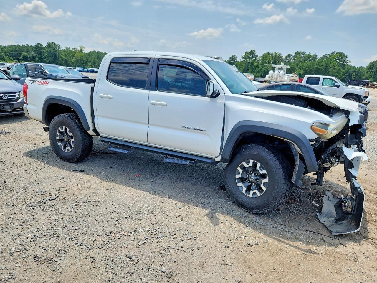 2017 Toyota Tacoma Trd Off-Road - zdjęcie 4