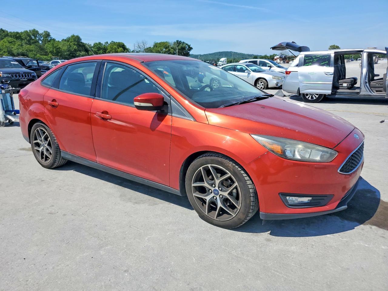 2018 Ford Focus Sel - zdjęcie 4