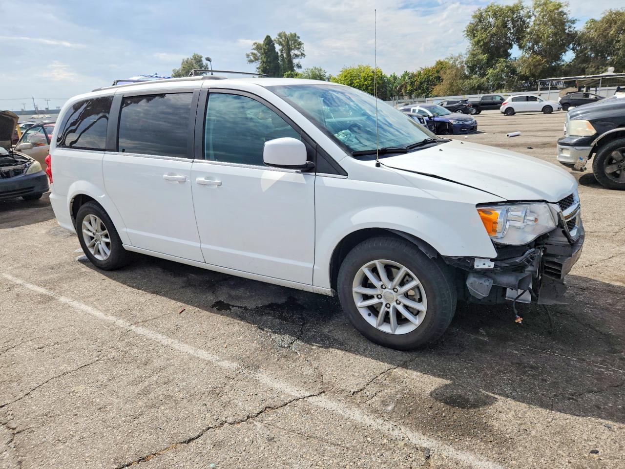2019 Dodge Grand Caravan Sxt - zdjęcie 4