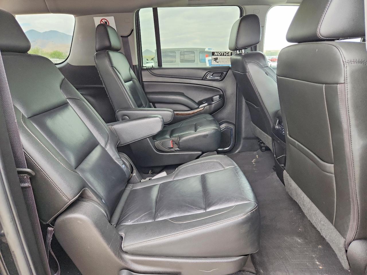 2019 Chevrolet Suburban K1500 Lt - zdjęcie 11