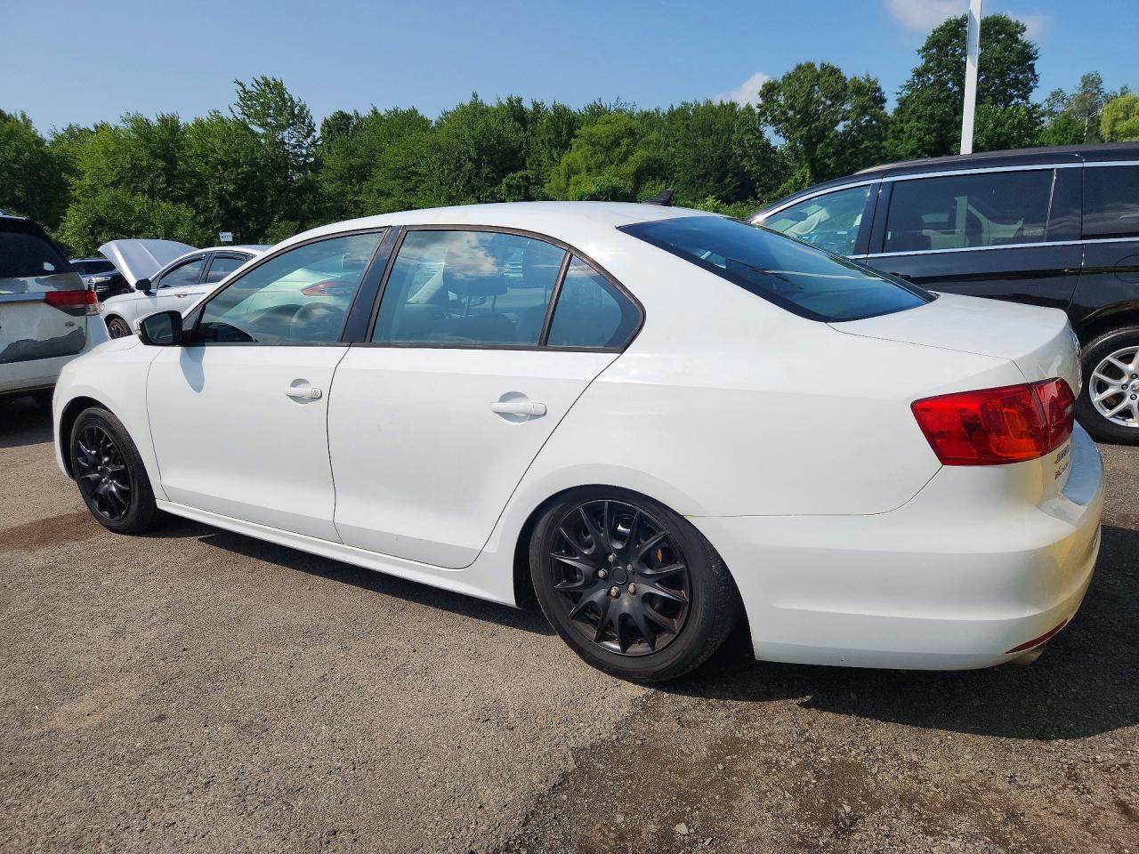 2014 Volkswagen Jetta Se - zdjęcie 2