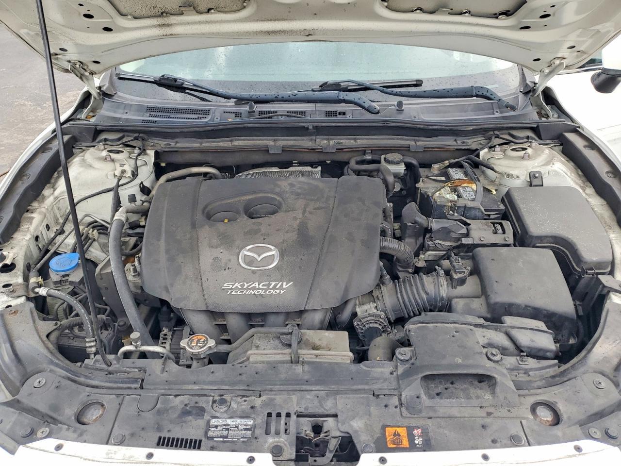 2016 Mazda 3 Sport - zdjęcie 11