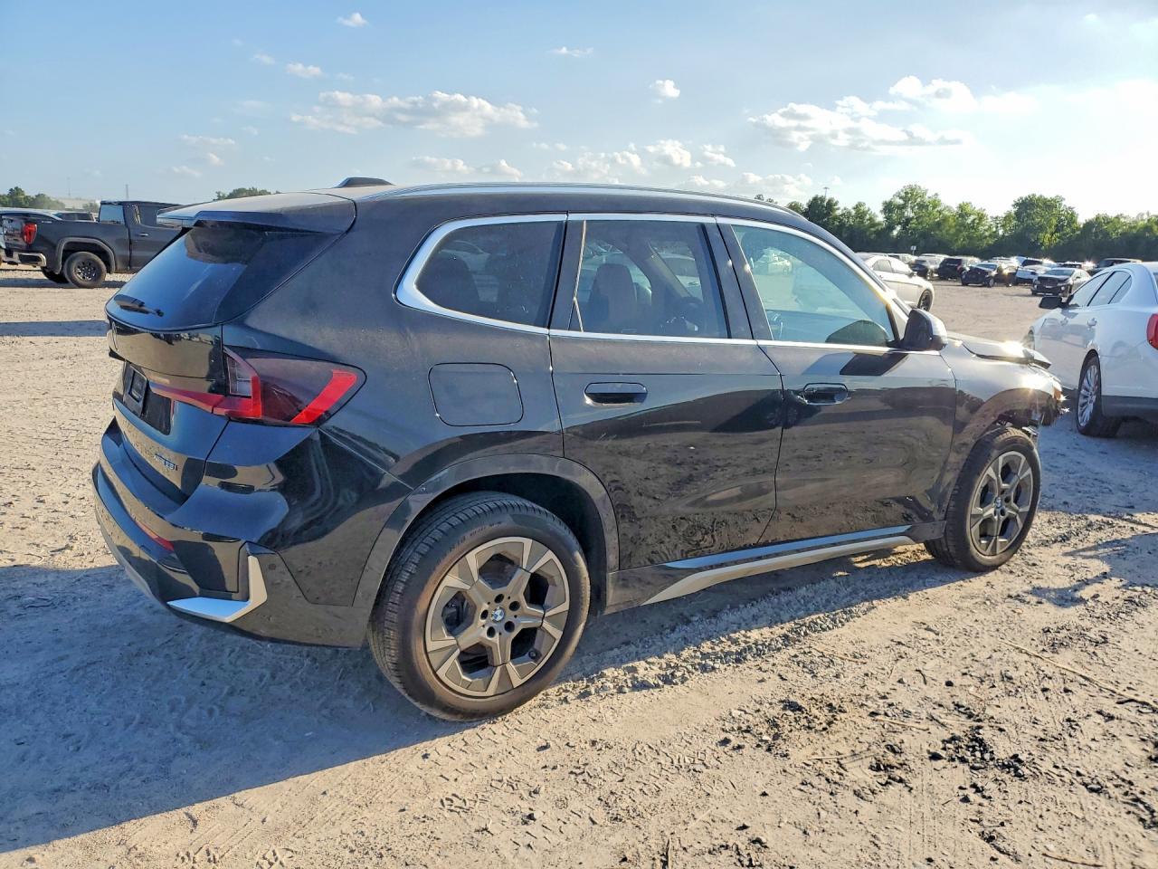 2024 BMW X1 xDrive28I - zdjęcie 3
