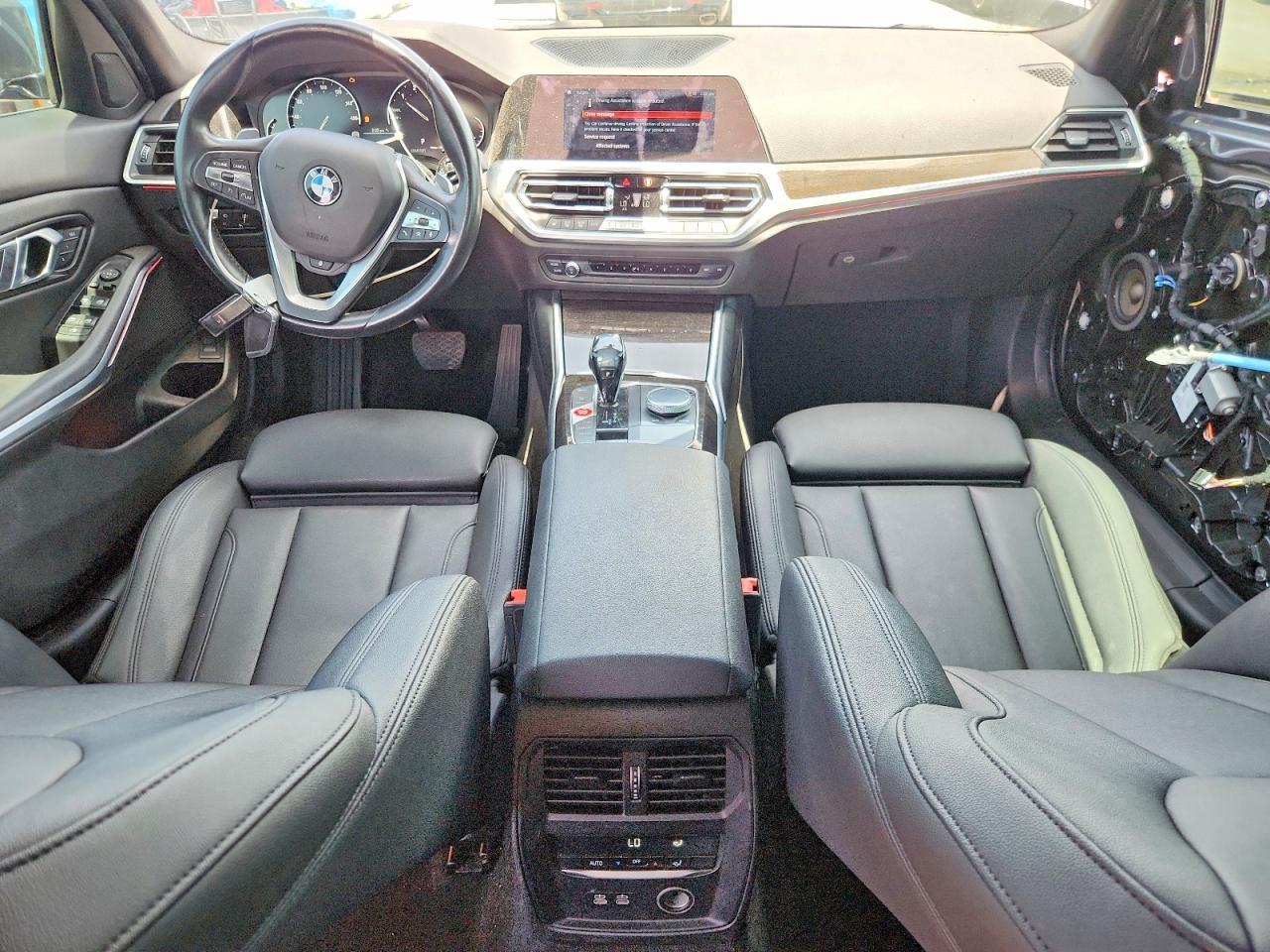 2019 BMW Seria 3 330i - zdjęcie 8