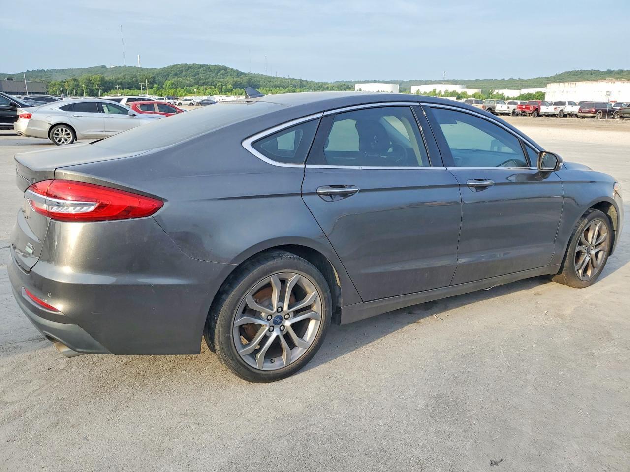 2019 Ford Fusion Sel - zdjęcie 3