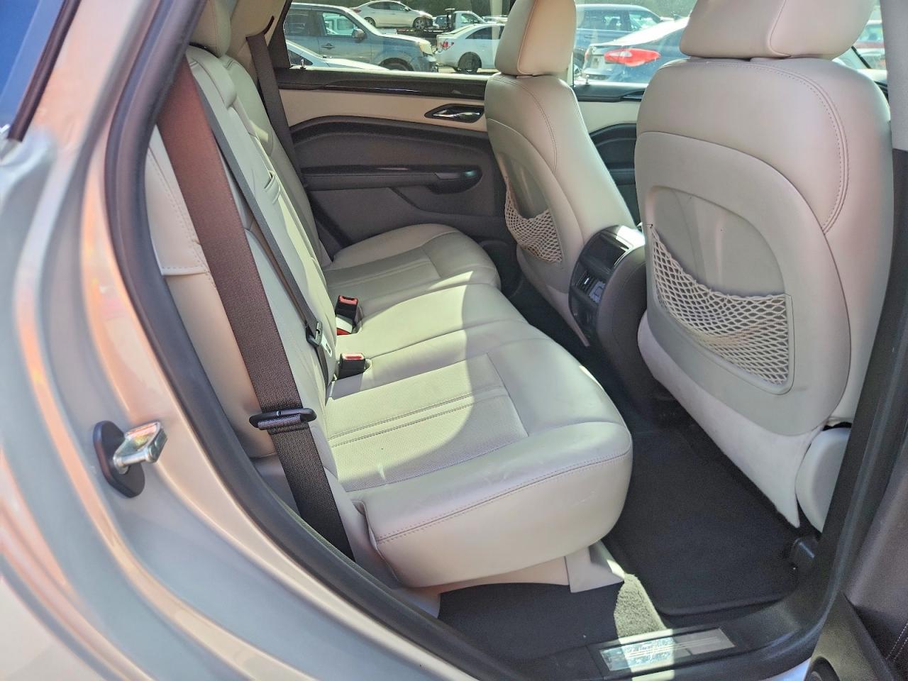 2016 Cadillac Srx Luxury Collection - zdjęcie 11