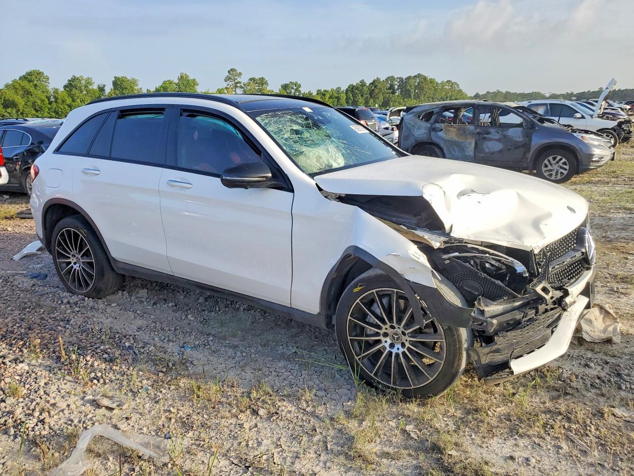 2022 Mercedes-Benz Glc 300 - zdjęcie 4