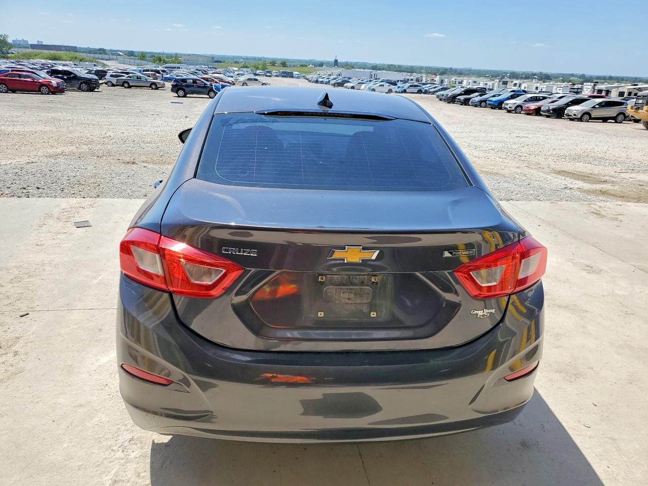 2017 Chevrolet Cruze Premier - zdjęcie 6