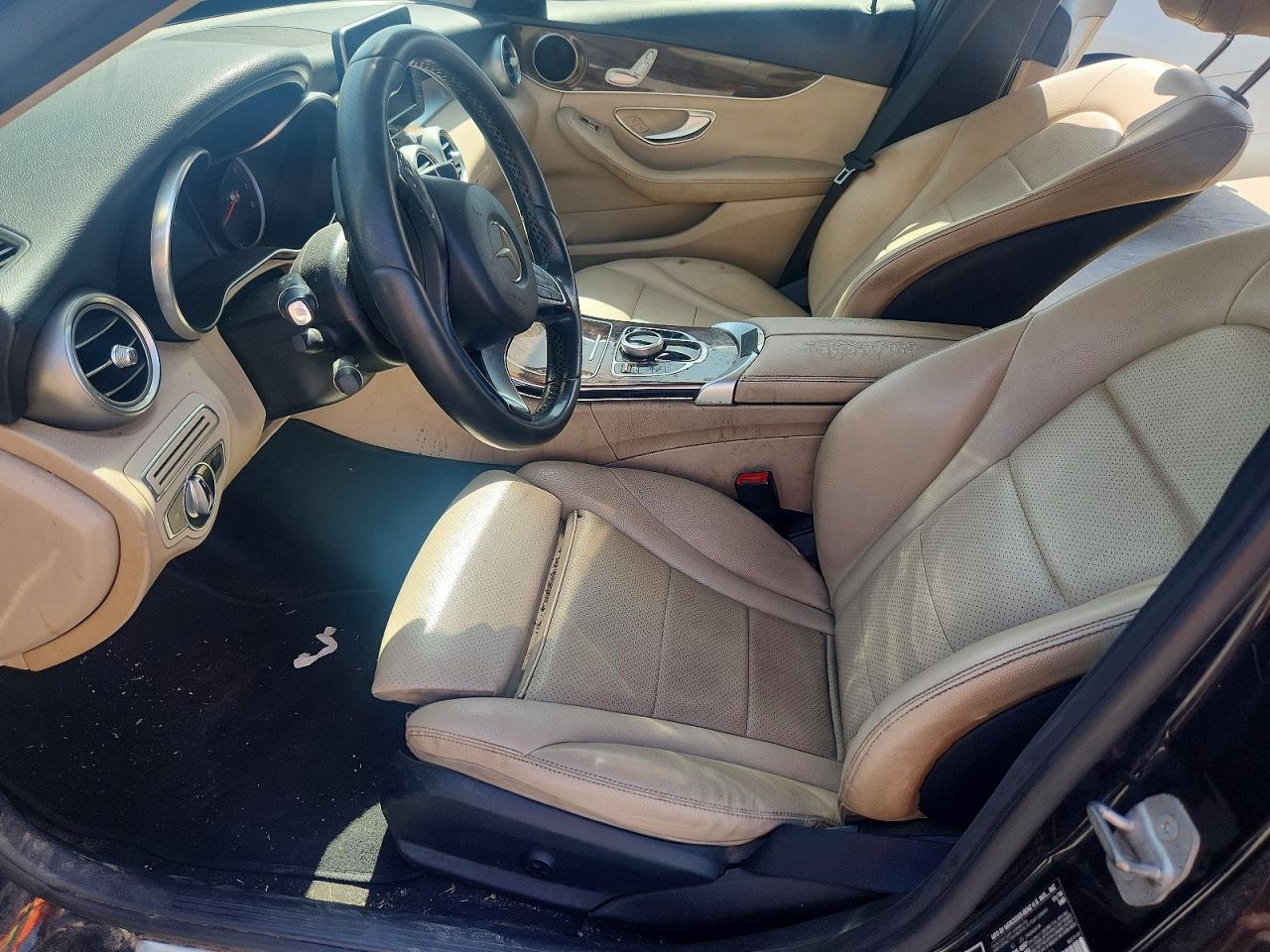 2017 Mercedes-Benz C 300 - zdjęcie 7