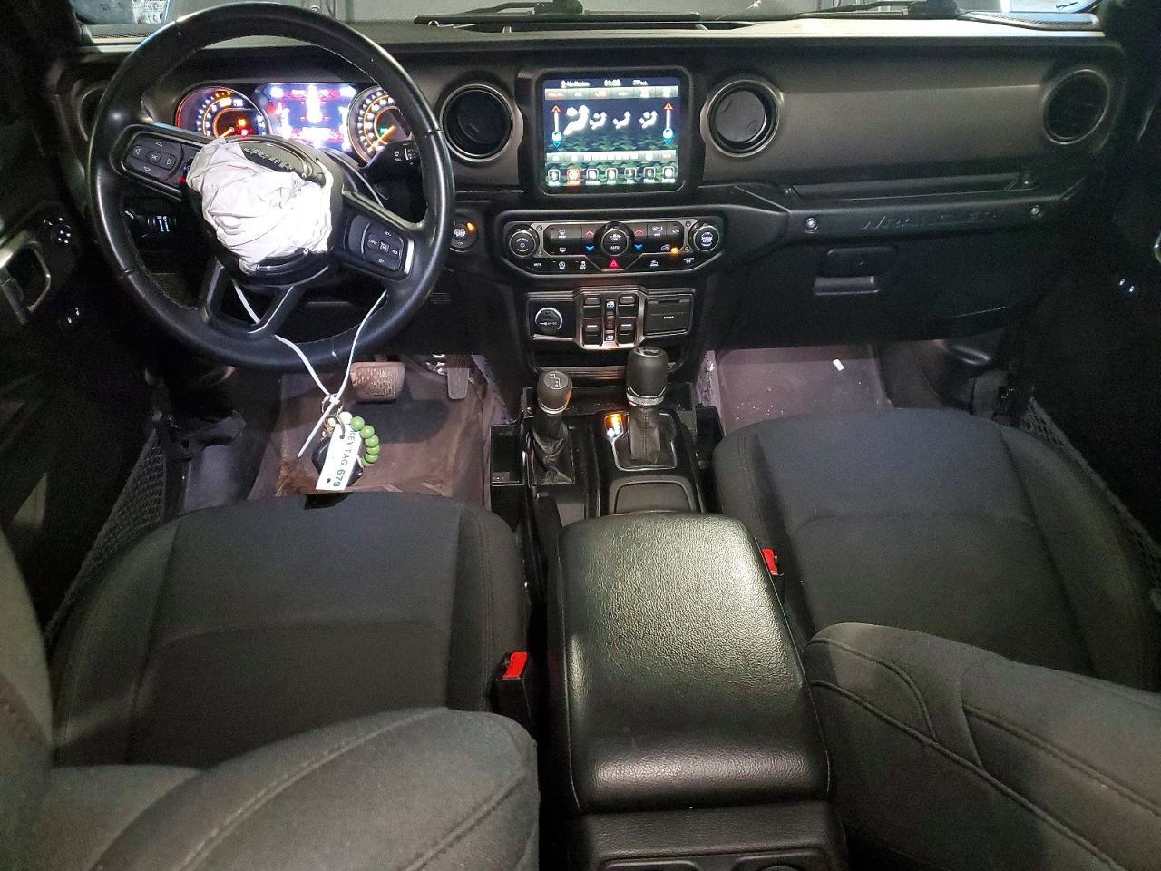 2022 Jeep Wrangler Unlimited Sport - zdjęcie 8