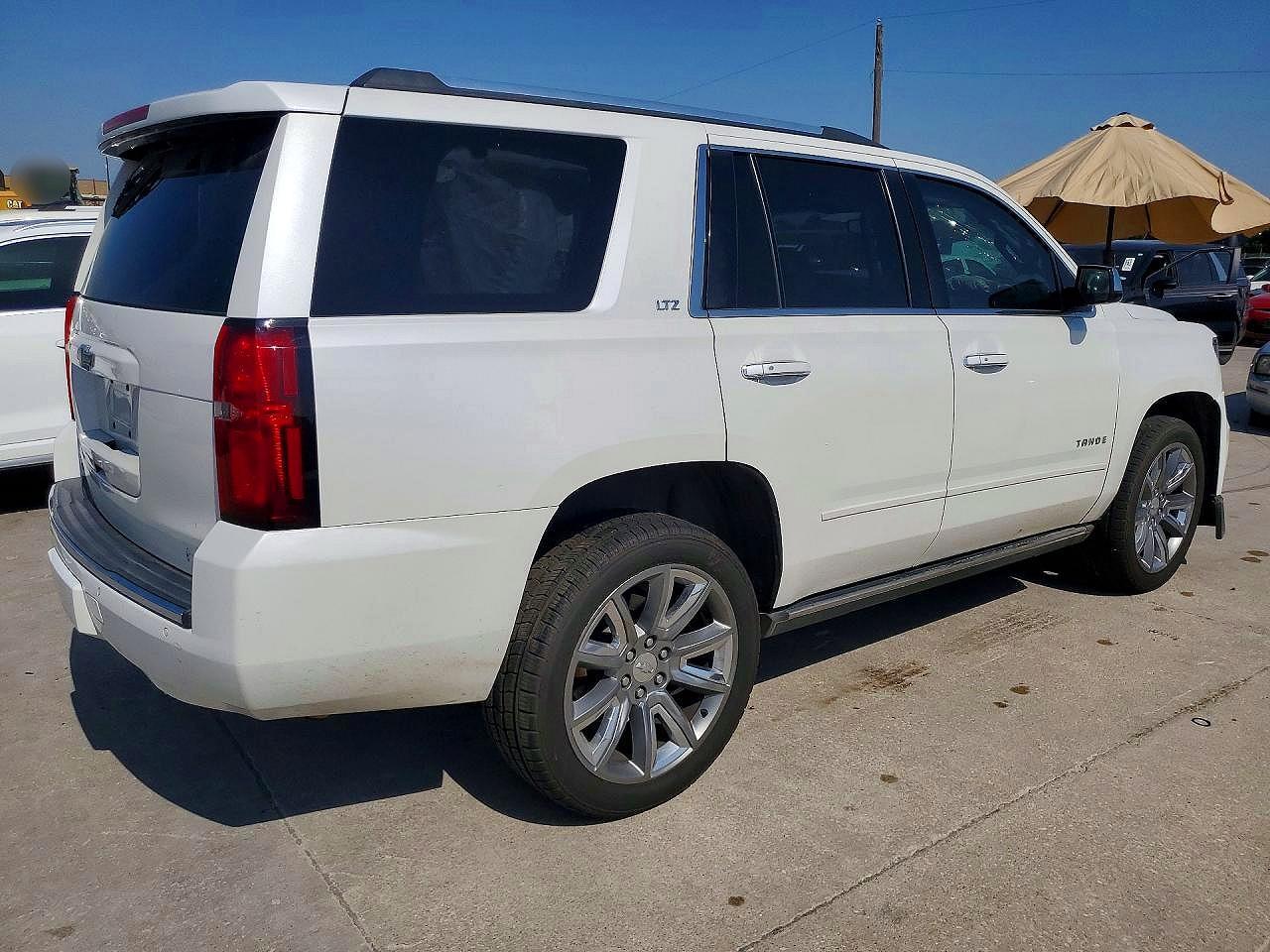 2016 Chevrolet Tahoe K1500 Ltz - zdjęcie 3