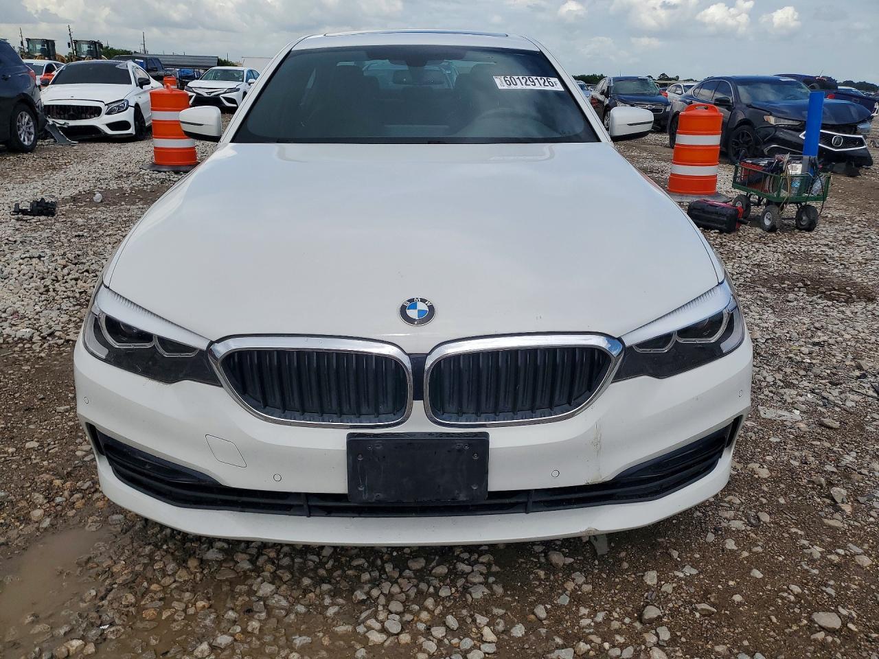 2017 BMW 530 I - zdjęcie 5