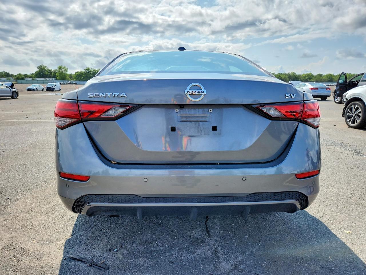 2020 Nissan Sentra Sv - zdjęcie 6