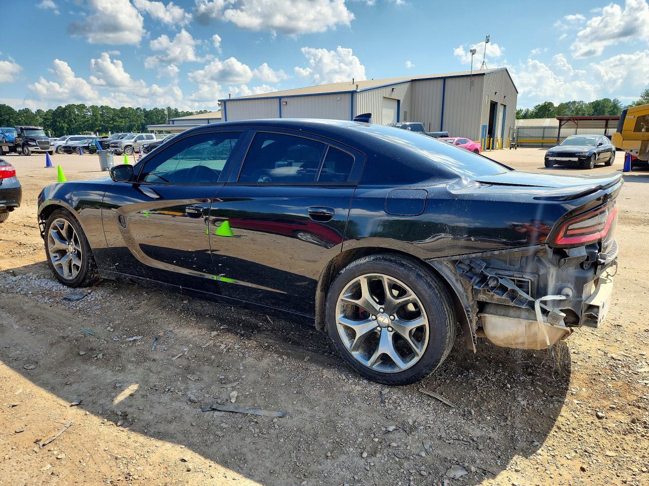 2015 Dodge Charger Sxt - zdjęcie 2